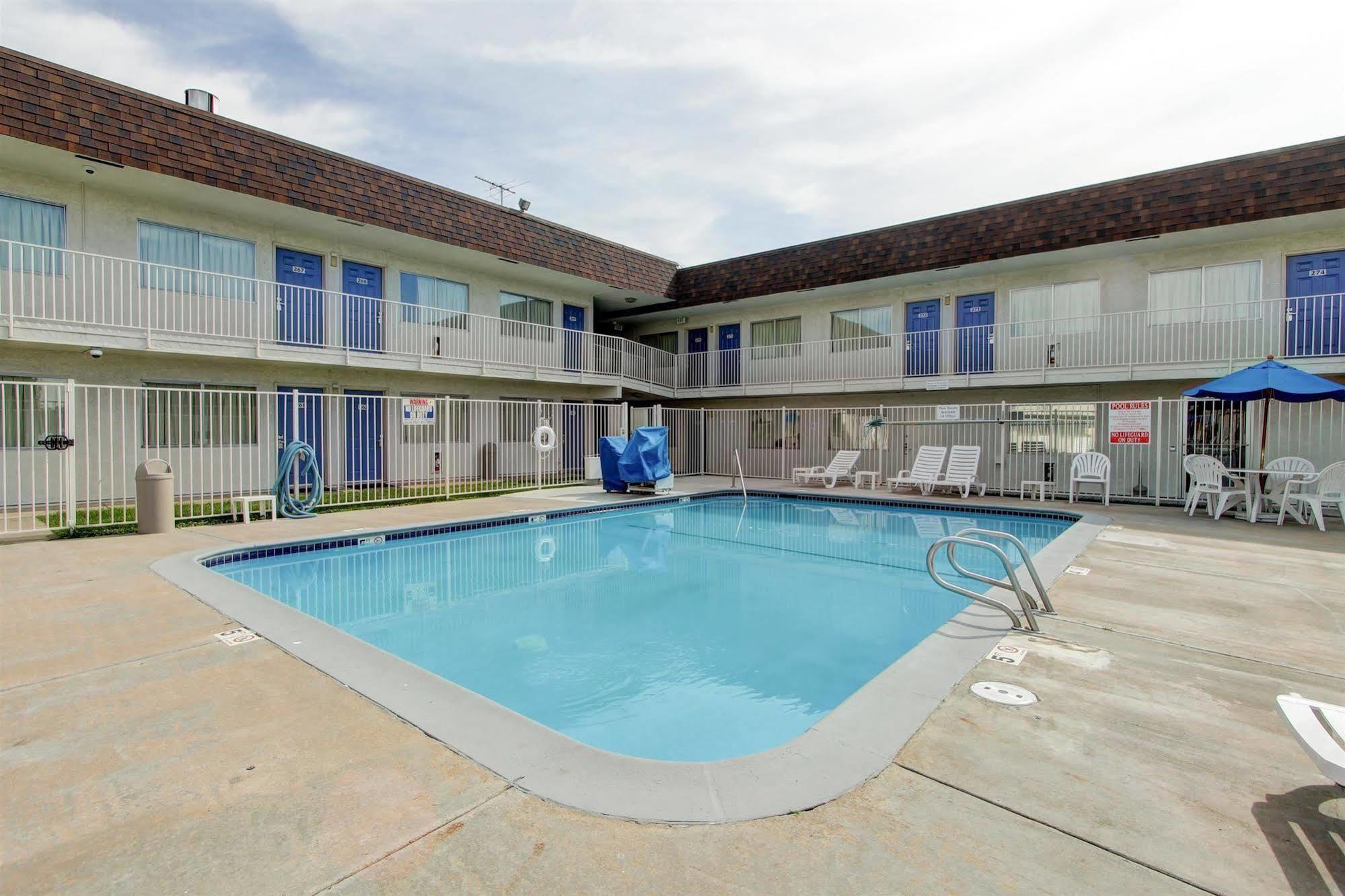 Motel 6-Denver, Co - Airport Esterno foto